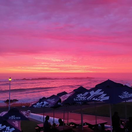The Blue Peter Hotel Bloubergstrand Exterior photo