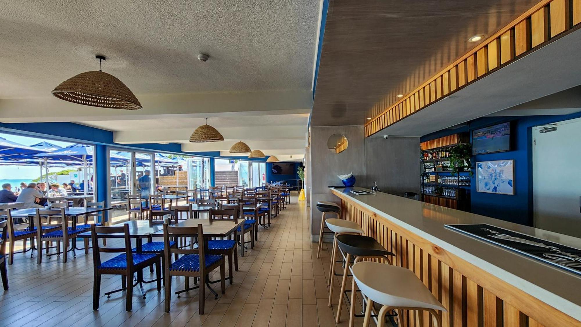 The Blue Peter Hotel Bloubergstrand Exterior photo